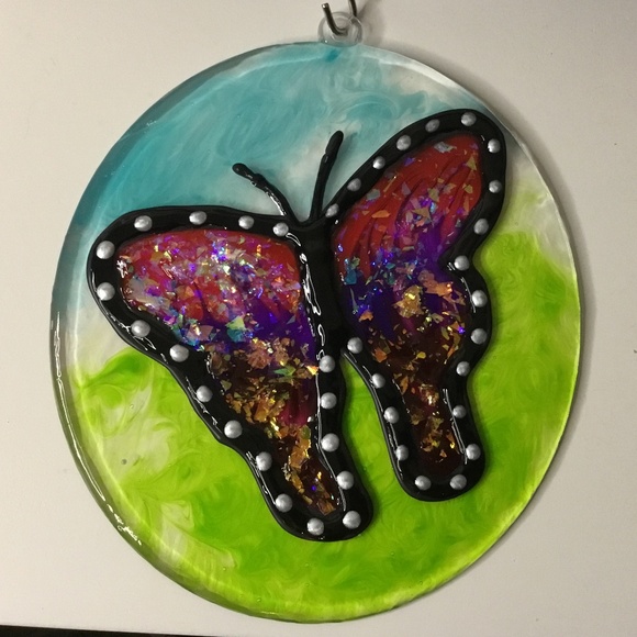 Hand Painted Stained Glass Butterfly on 5 X 5 1/2 inch Acrylic oval - Picture 3 of 3